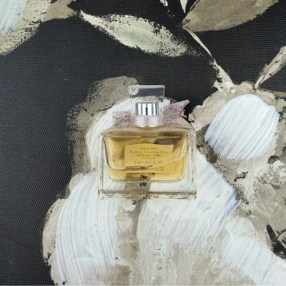 NEW Miss Dior Mini0.17 FL OZ / 5ml Travel Size.